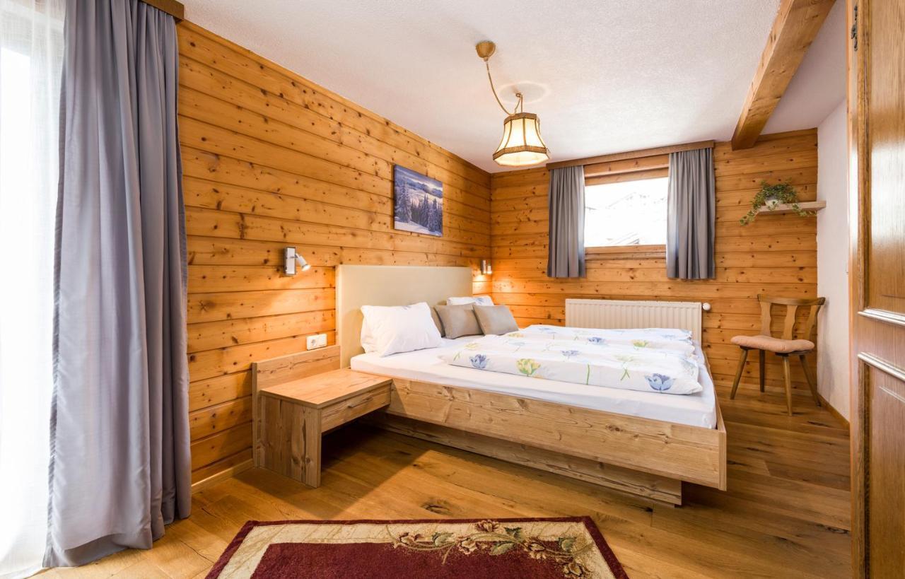 Gaestehaus Zugspitzblick Berwang Kültér fotó