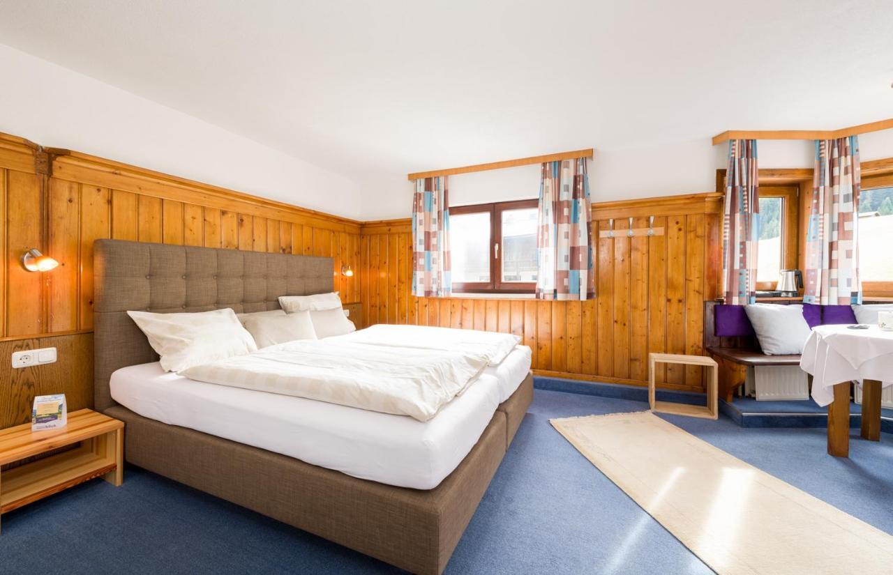 Gaestehaus Zugspitzblick Berwang Kültér fotó