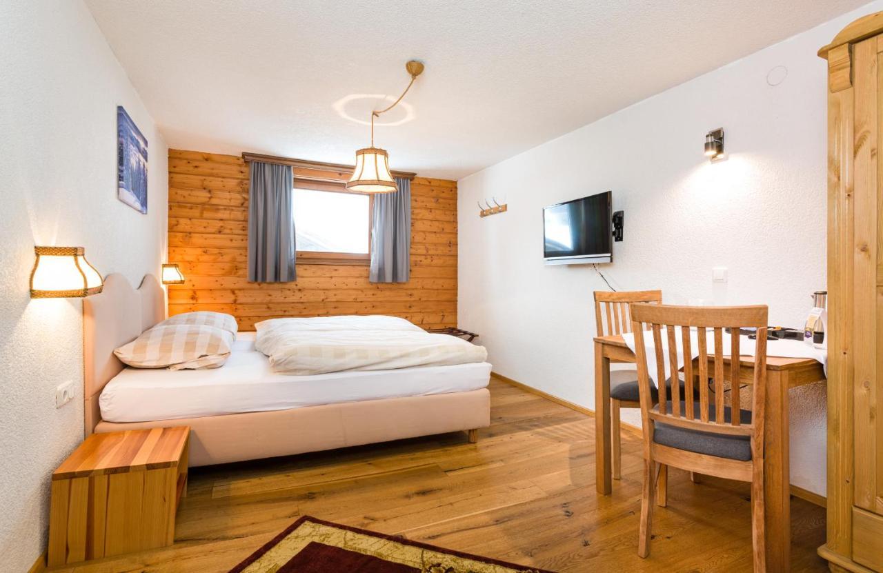 Gaestehaus Zugspitzblick Berwang Kültér fotó